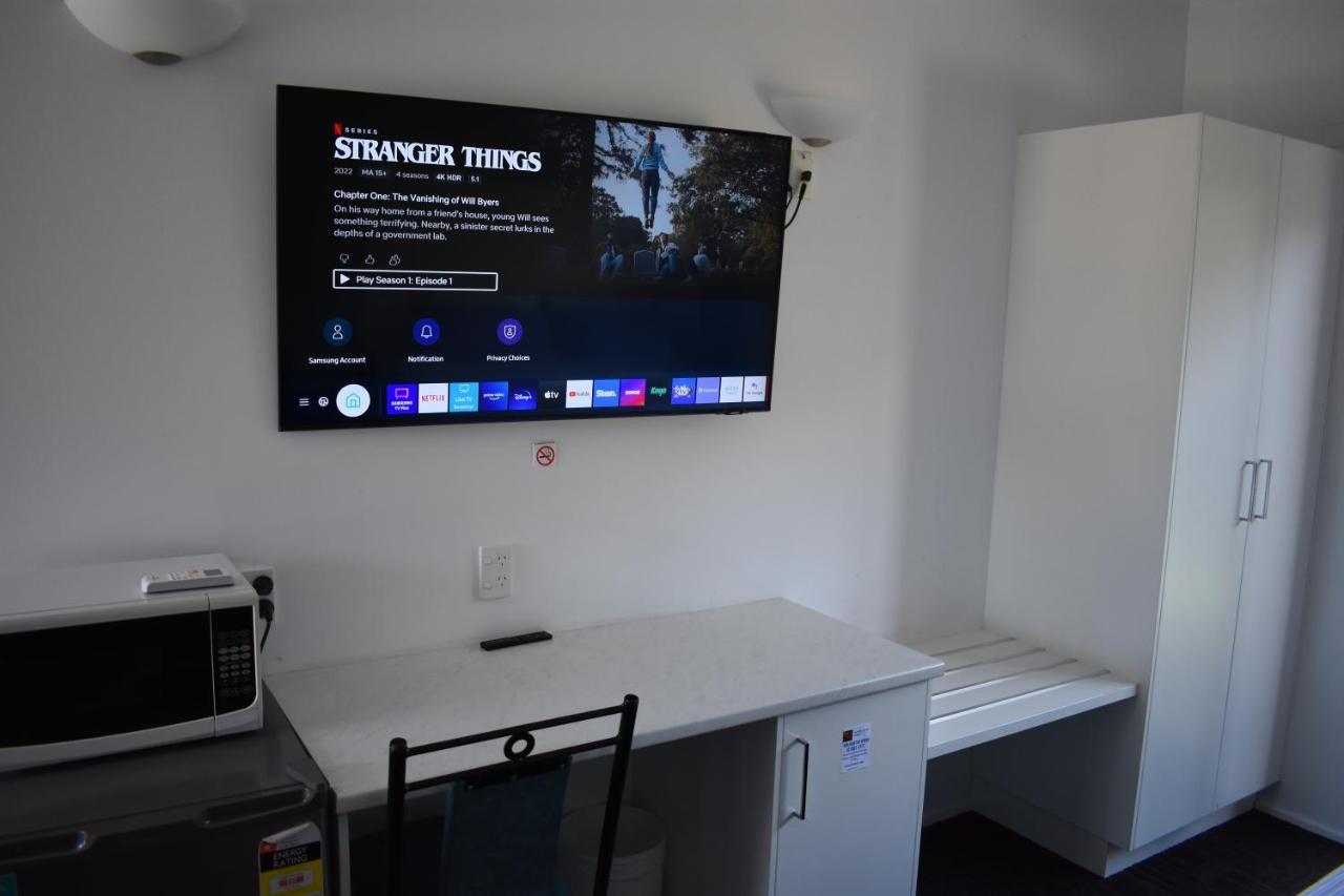 Riviana Motel Deniliquin Ngoại thất bức ảnh
