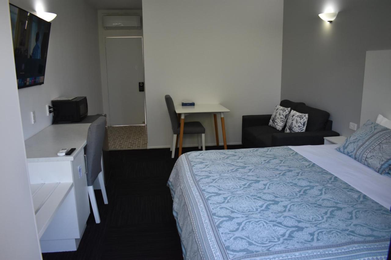 Riviana Motel Deniliquin Ngoại thất bức ảnh