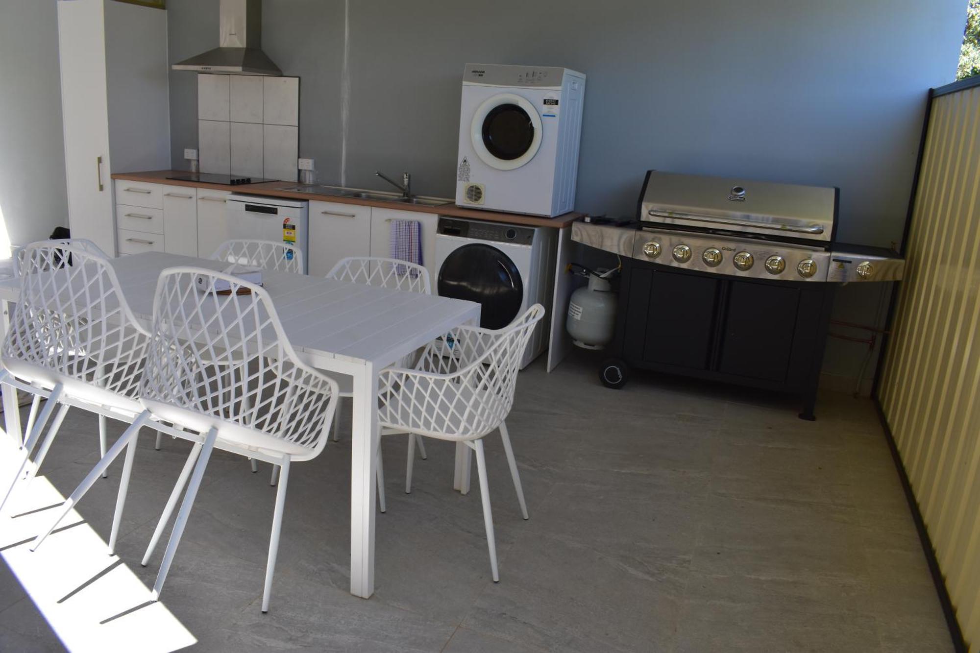 Riviana Motel Deniliquin Ngoại thất bức ảnh
